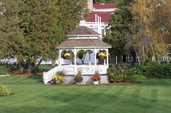 I don't think I took a single photo of the Mission Point Resort gazebo this summer - no idea why not. Thank you, Jackson Pearson!